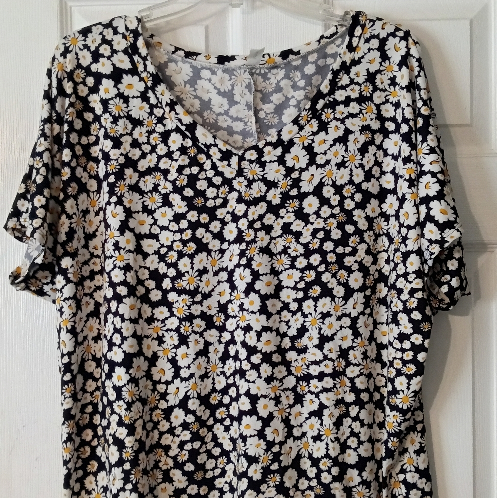 Honeyme t shirt